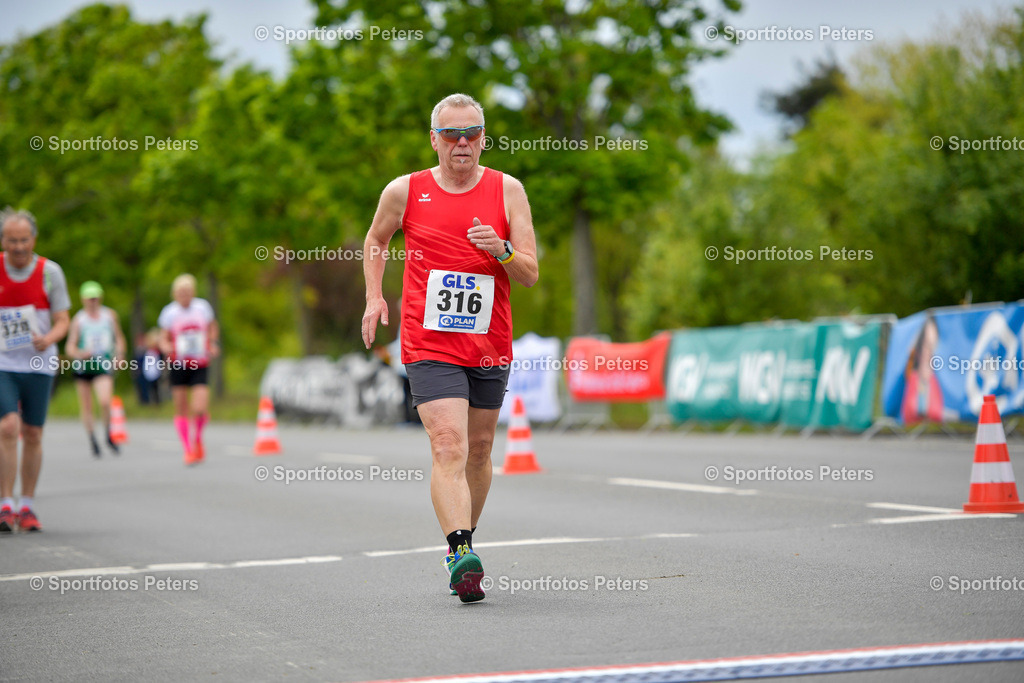 2024_DM Gehen_119 | Deutsche Meisterschaften Straßengehen am 28.04.2024 in Kelsterbach - Realisiert mit Pictrs.com