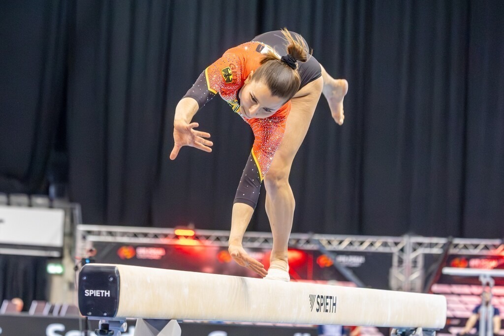 Stuttgart: DTB-Pokal 2026, Gerätfinals | Stuttgart: DTB-Pokal 2026, Gerätfinals***Janoah Müller am Schwebebalken - Realisiert mit Pictrs.com