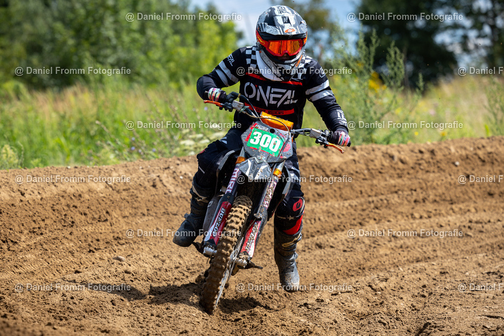 0V8A2388 | DanielFrommFotografie - Realisiert mit Pictrs.com