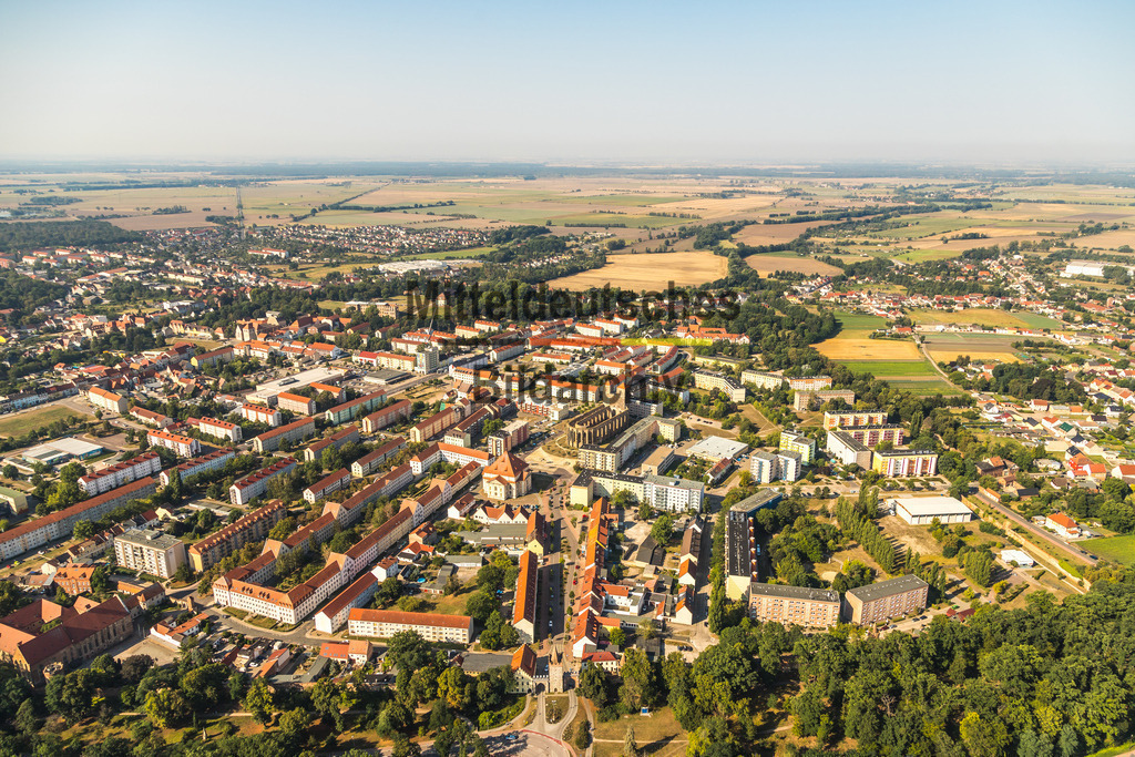 Zerbst-9306 | Die schönsten Luftbilder von Sachen-Anhalt & Mitteldeutschland als Bilddatenbank zur kommerziellen Nutzung. Nutzen Sie unsere Erfahrung seit 2005 in der Luftbildfotografie. - Realisiert mit Pictrs.com