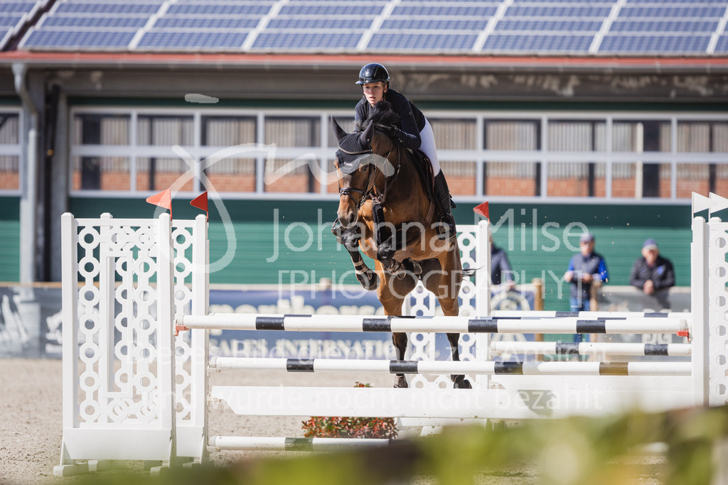 230516_Mühlen_04SprPf-L-482 | Deine schönsten Turniermomente als professionelle Fotos! Entdecke hochwertige Pferdesport-Fotografie im Online-Shop. Jetzt Fotos finden & bestellen!