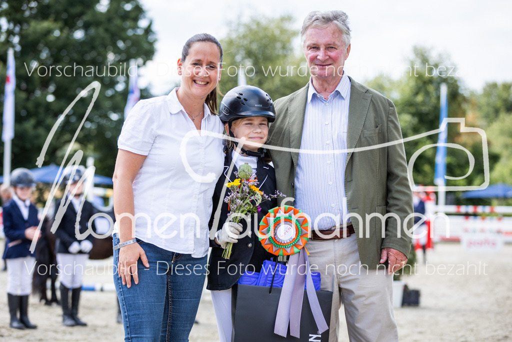 BHO-Führzügel1-039 | MomenTaufnahmen Pferdesportfotos