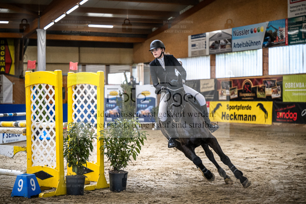 DOS_2065 | Entdecke hochwertige Reitturnierfotos von Foto Oger. Professionell, emotional und authentisch – jetzt Lieblingsmomente im Shop bestellen. - Realisiert mit Pictrs.com