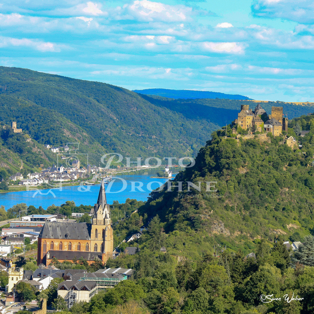 Oberwesel-03 | Die Liebfrauenkirche und die Schönburg sind zwei herausragende Wahrzeichen von Oberwedel und die gesamte Region Oberer Mittelrhein. - Realisiert mit Pictrs.com