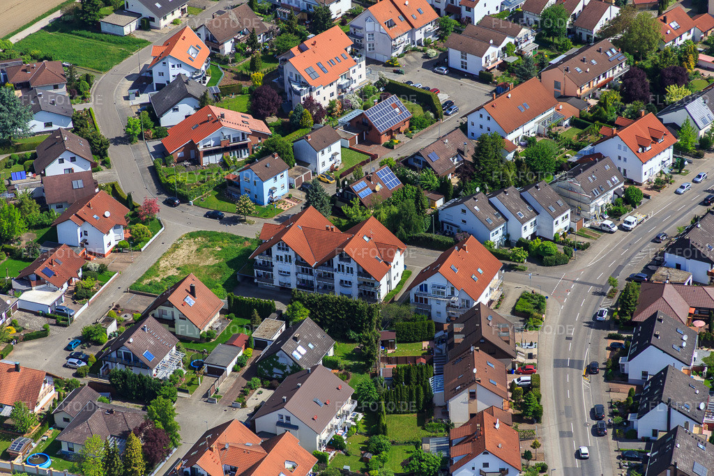 Luftbild: Drachenfelsstr in Hagenbach im Bundesland Rheinland-Pfalz in Deutschland. Foto: IMG_078477.jpg vom 08.05.2015 durch Werner Riehm/FLY-FOTO.de