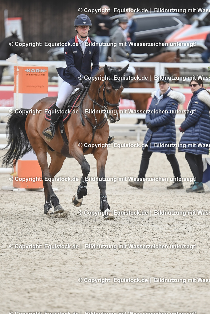 20230514_CCI4_Springen_0063 | equistock