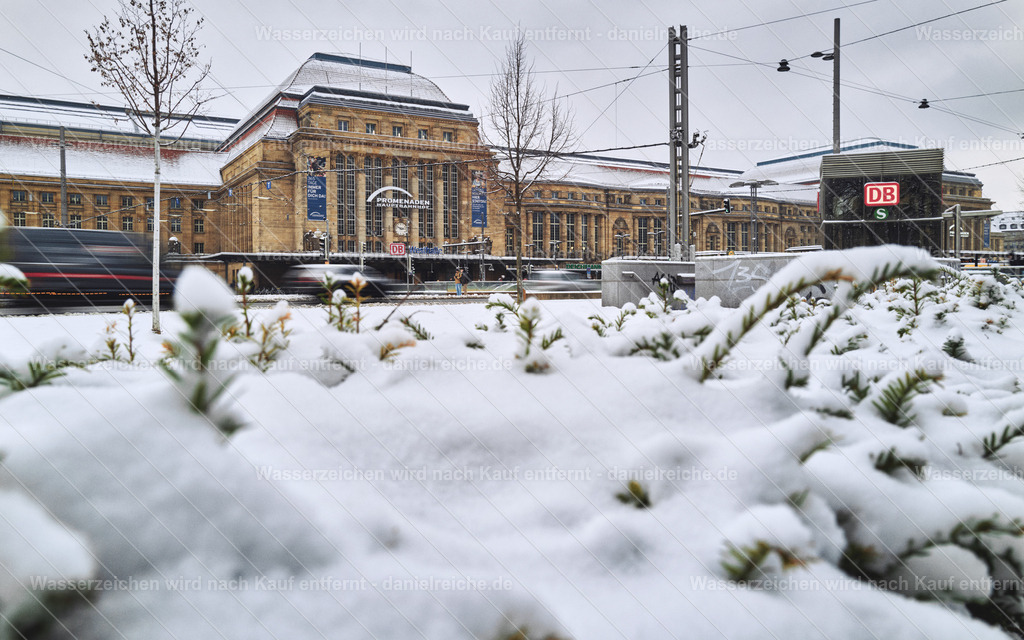Promenaden Hauptbahnhof Leipzig im Januar 2026 - Blick auf die Westseite | Promenaden Hauptbahnhof Leipzig im Januar 2026 - Blick auf die Westseite - Realisiert mit Pictrs.com