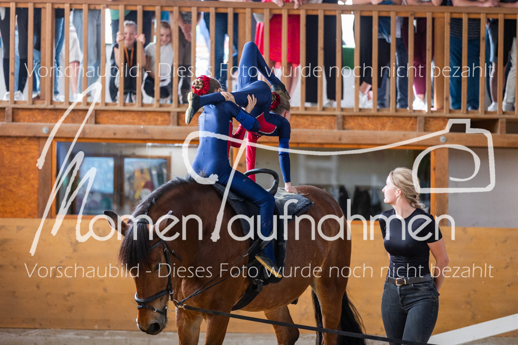 SS-Maxi-136 | MomenTaufnahmen Pferdesportfotos