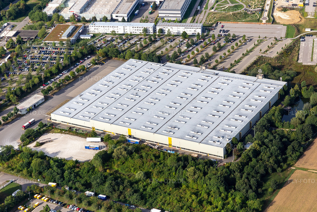 Luftbild: Daimler LogistikCenter im Ortsteil Jettenburg in Kusterdingen im Bundesland Baden-Württemberg in Deutschland. Foto: IMG_008639.jpg vom 27.08.2020 durch Werner Riehm/FLY-FOTO.de