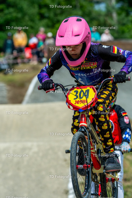 BayBMX2026-06599 | Fotogalerie von Thomas Dettweiler mit Eventbildern und lizenzfreien Fotos. Perfekt als Wandbild, für Büro, Website oder private Nutzung. - Realisiert mit Pictrs.com