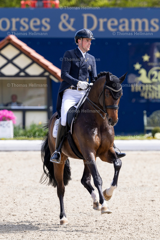 TH_333-WANDRES Frederic (GER)_ Fänomen de Malleret_36625 | Horses &amp; Dreams 2026 am 26.04.26 in Hagen a.T.W., Thomas Hellmann, 333WANDRES Frederic (GER), Fänomen de Malleret