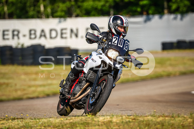 0208-260508DCB-002_208 | Deine Full-Service-Agentur für ✔️Videoproduktionen und ✔️Motorsportfotografie Jetzt Angebot anfragen!