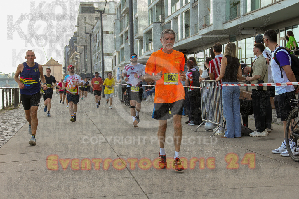 250920_1450_EX1_7849 | Sportfotografie im Rhein-Sieg Kreis, Köln, Bonn, NRW, Rheinland Pfalz, Hessen, etc. Unser Tätigkeitsfeld umfasst den Laufsport vom Volkslauf über den Marathon, Duathlon, Triathon bis zum Ultralauf wie Kölnpfad Ultra oder Schindertrail.