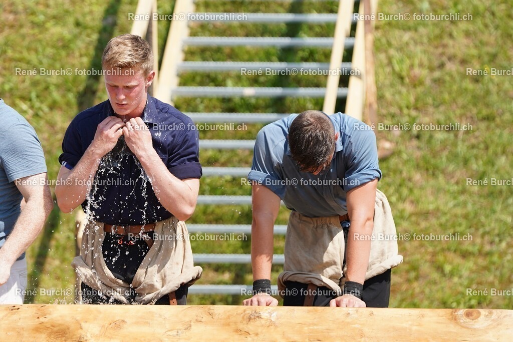 60 | René Burch leidenschaftlicher Fotograf aus Kerns in Obwalden.  Hier finden sie Sport, Landschaft und Natur Fotografie.
 - Realisiert mit Pictrs.com