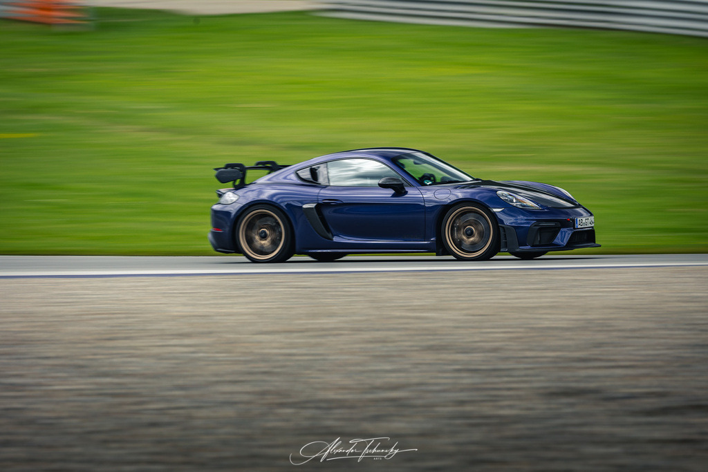 R6PZ1584 _Alexander Tschuncky | Entdecken Sie die faszinierende Welt von Alexander Tschuncky Arts: Kreative Fotografie, atemberaubende Automobilkunst und hochwertiger Bilderdruck. Lassen Sie sich inspirieren! - Realisiert mit Pictrs.com