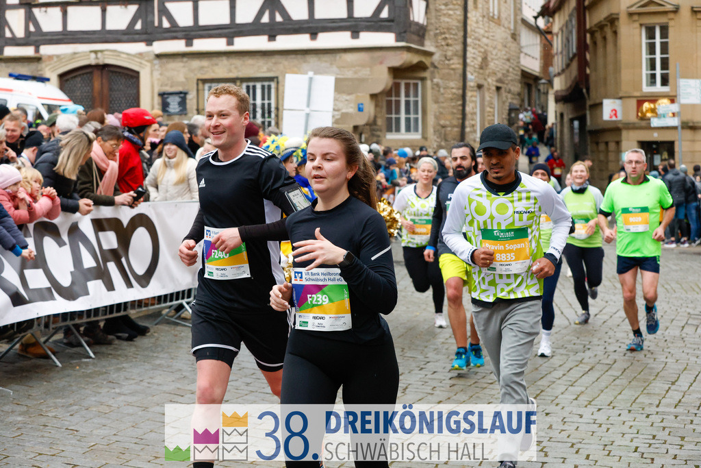 5km Roewisch Wohnbau Cup | 3 Koenigslauf 2024 5km Roewisch Wohnbau Cup - Realisiert mit Pictrs.com