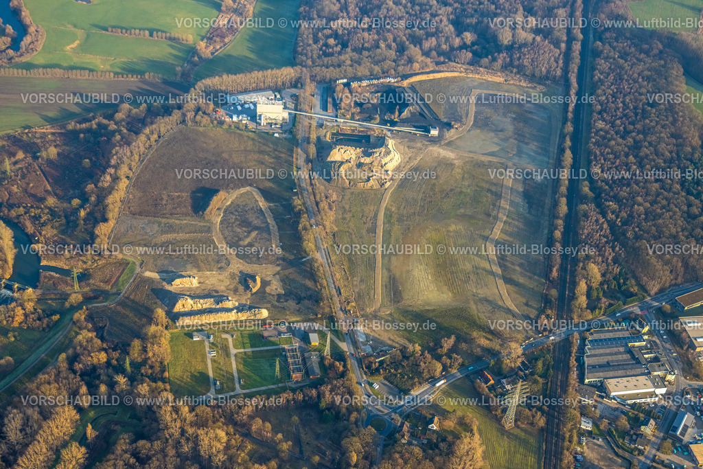 Luenen260101686 | Luftbild, ehemaliges STEAG Kraftwerk Gelände, Moltkestraße, geplantes Industriegebiet und Gewerbegebiet, Lippholthausen, Lünen, Ruhrgebiet, Nordrhein-Westfalen, Deutschland