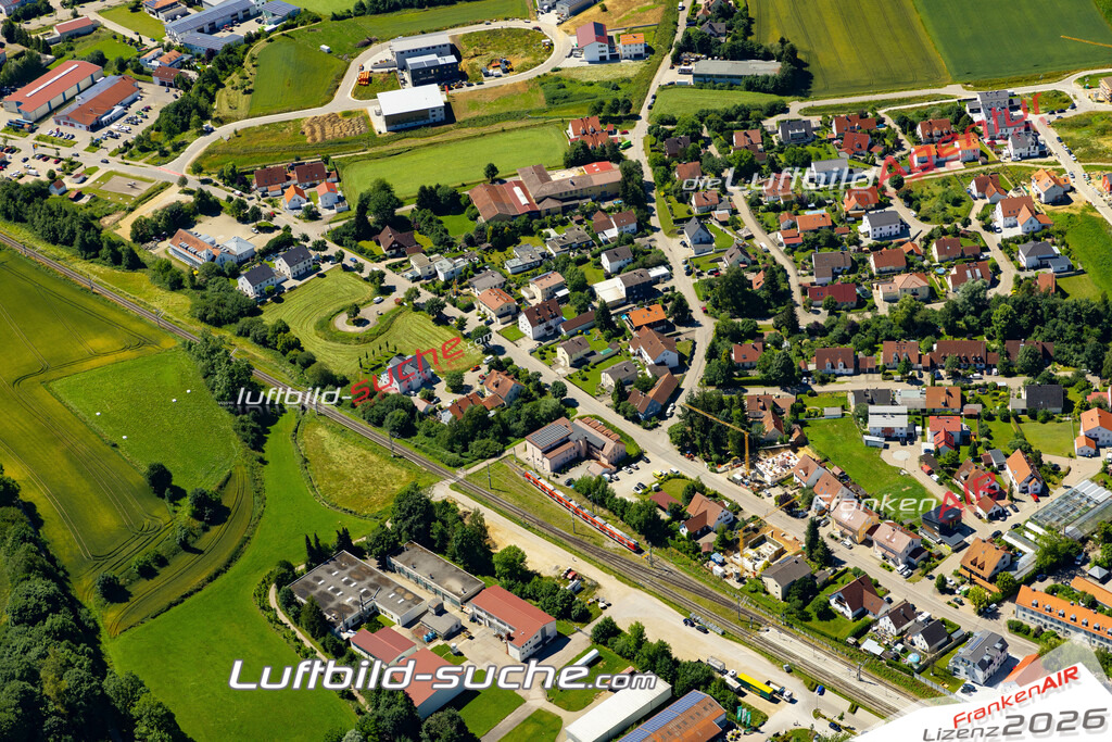 Aktuelles Luftbild von  Altomünster - Die Luftaufnahme wurde 2022 mittels UL-Flugzeug erstellt ( keine Drohne ) - hochauflösende Kamera-Systeme von  Canon -Beste Qualität - Für grossformatige Ausdrucke geeignet. Die Geschenkidee !
