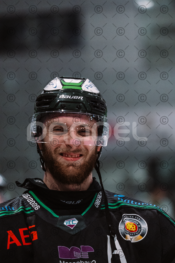 Alligators_vs_Fuessen_06_03_2026_PP-59 | Höchstadt Alligators Fotogalerie: Eishockey-Action aus Franken. Professionelle Spielfotos, Portraits & Stadionbilder zum Download. Jetzt entdecken! - Realisiert mit Pictrs.com