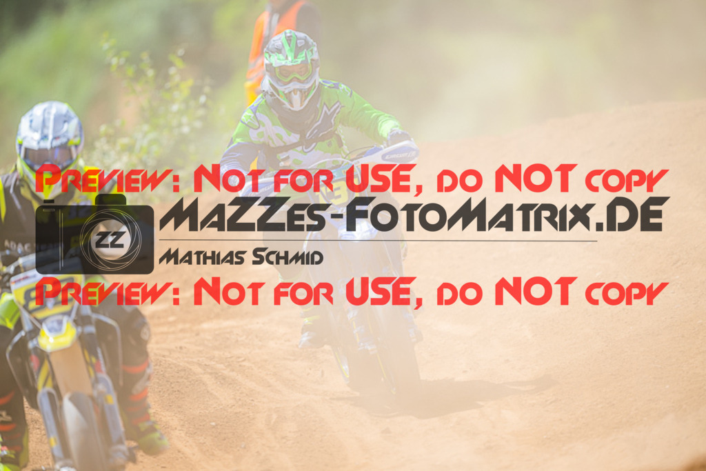 MaZZes_FotoMatrix_220528_8861 | Fotograf Mathias Schmid
Sportfotograf,
Eventfotograf,
Hochzeitsfotograf,
Portraitfotograf