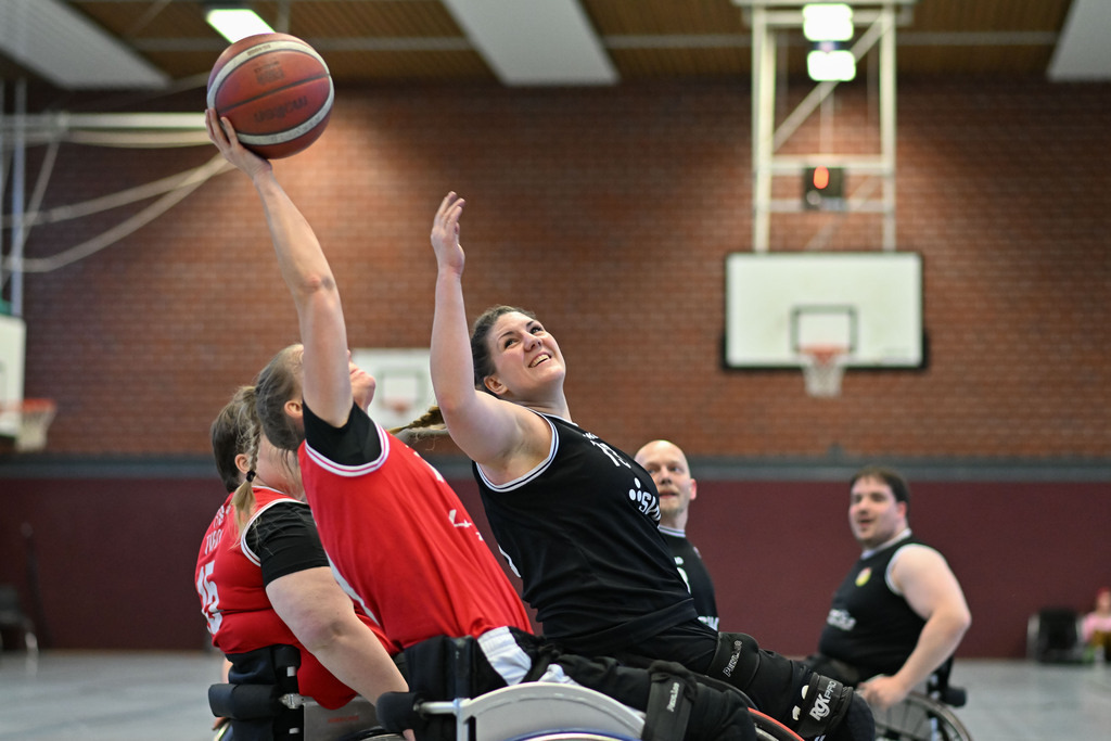 2025-12-14-Ralph_Kunze-6502 | Ralph Kunze - Realisiert mit Pictrs.com