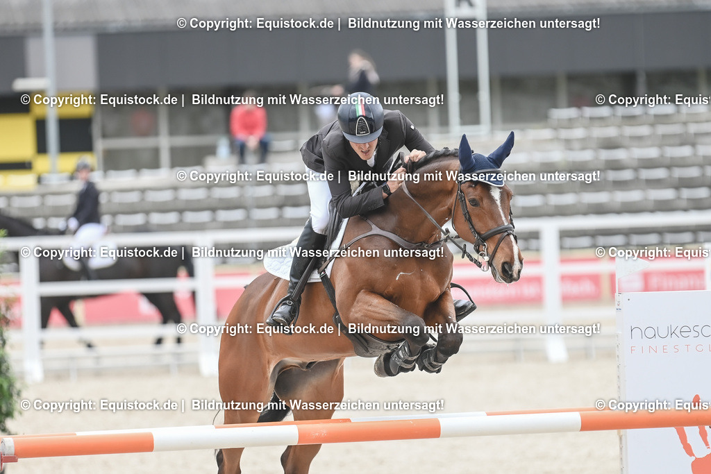 20230514_CCI4_Springen_0080 | equistock