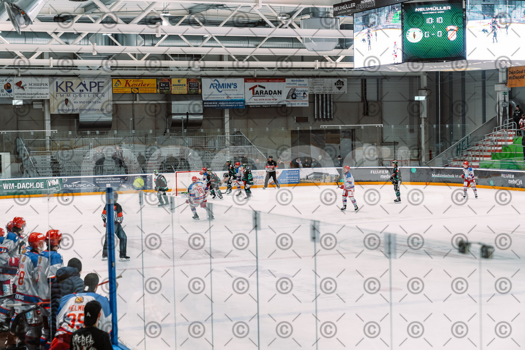 Alligators_vs_Peiting_25_11_2025-34 | Höchstadt Alligators Fotogalerie: Eishockey-Action aus Franken. Professionelle Spielfotos, Portraits & Stadionbilder zum Download. Jetzt entdecken! - Realisiert mit Pictrs.com