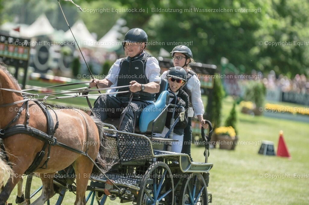20230528_Jump-and-Drive_0089 | equistock