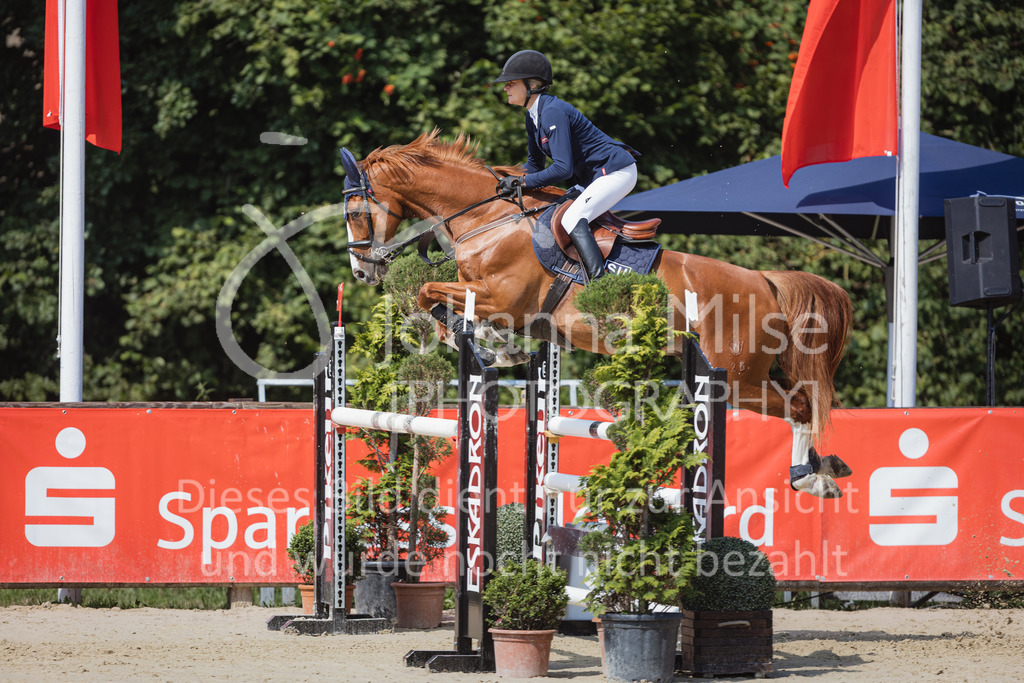 220730_BHO_ST_2Ph-M1-2-104 | Deine schönsten Turniermomente als professionelle Fotos! Entdecke hochwertige Pferdesport-Fotografie im Online-Shop. Jetzt Fotos finden & bestellen!