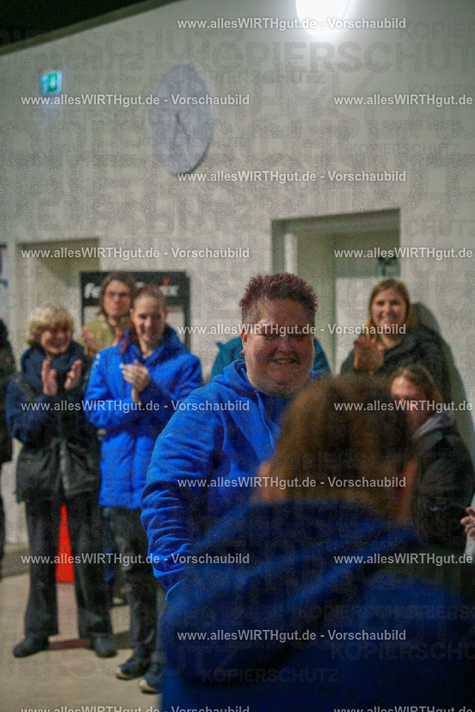 7R504614 | Professionelle Tierfotografie in Mönchengladbach von Daniel Wirth (allesWIRTHgut). Liebevolle & natürliche Bilder von Hunden & Katzen für unvergessliche Erinnerungen.