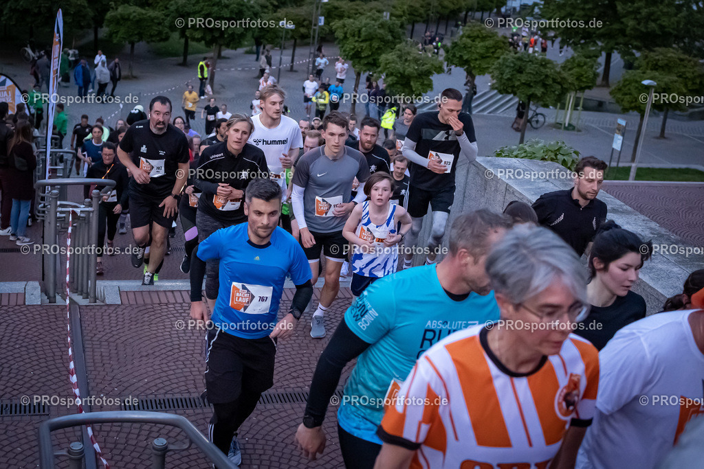16. OBI Nachtlauf des ASV Koeln; Koeln, 17.05.23 | Impressionen vom 16. OBI Nachtlauf des ASV Koeln am 17.05.23 am Altstadt in Koeln (Deutschland). Foto: BEAUTIFUL SPORTS/Bernd Hoffmann