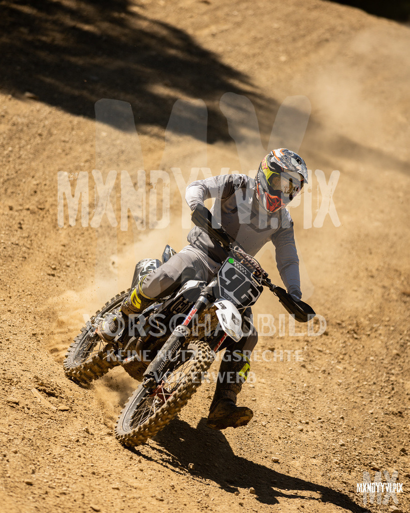866A5158 | mxndyyvipix