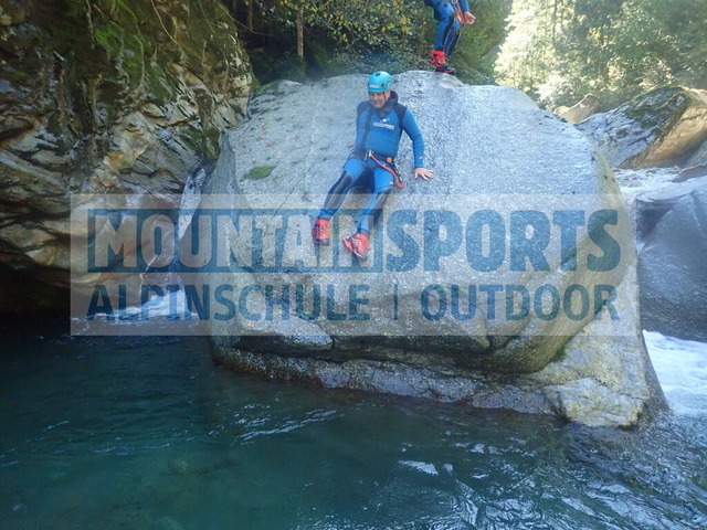 P1010097 | Bestelle die Bilder deines Berg- oder Wasser-Abenteuers mit Mountain Sports bequem von zu Hause aus direkt über unseren Online Fotoshop von pictrs.com. - Realisiert mit Pictrs.com