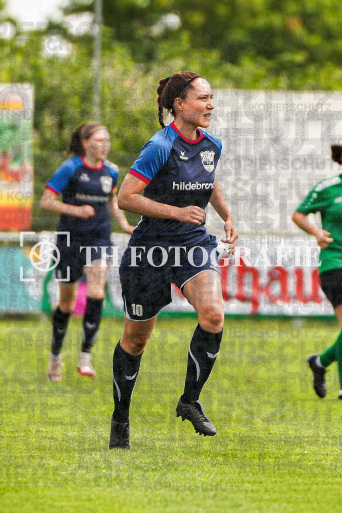 GER, FC Hauingen - SV Waldhaus, Frauen-Fussball, Rothaus Bezirkpokal, Finale, Saison 2024/2025, 29.05.2025 | GER, FC Hauingen - SV Waldhaus, Frauen-Fussball, Rothaus Bezirkpokal, Finale, Saison 2024/2025, 29.05.2025Foto: TH Fotografie/Alessio Bosco