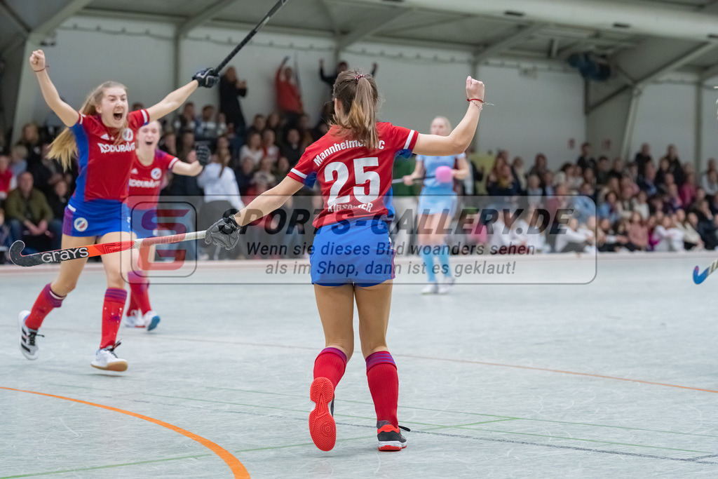 HK_20230226_105224 | Deutsche Meisterschaft WU16 Spiel um Platz 3 UHC Hamburg - Mannheimer HC am 26.2.2023 DSC 99, Düsseldorf ,