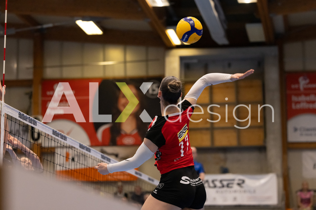 Volleyball I Frauen I Saison 2025-2026 I Volleyball NLA | Women I 1/2 Finals I  VC Kanti Schaffhausen - Sm'Aesch Pfeffingen I 22.03.2026 | 17 Leana Zuvic (CH) (VC Kanti Schaffhausen) - Aussen - Realisiert mit Pictrs.com