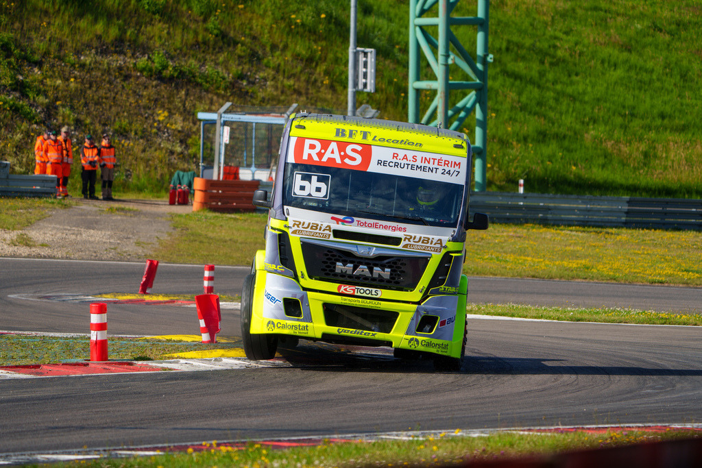 A7407457 | 14.07.2024 Goodyear FIA European Truck Racing Championship (ETRC) NürburgringBild: #66 ANDRÉ JONATHAN (FRA) im MAN Ausgang Vedol Schikane - Realisiert mit Pictrs.com