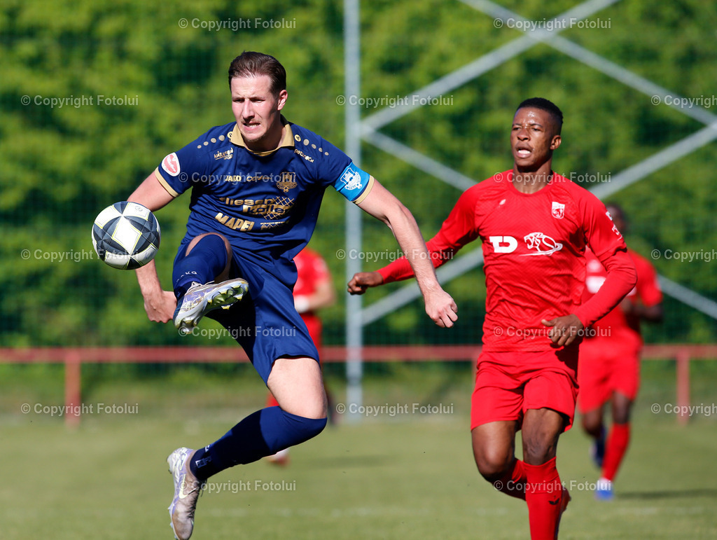 A_LUI_020526_20 | SPORT FUSSBALL REGIONALLIGA MITTE ASKOE OEDT-ATUS VELDEN IM BILD:JONATHAN ALUKWU  (OEDT) UND FABIAN KOPEINIG (VELDEN) FOTO:FOTOLUI