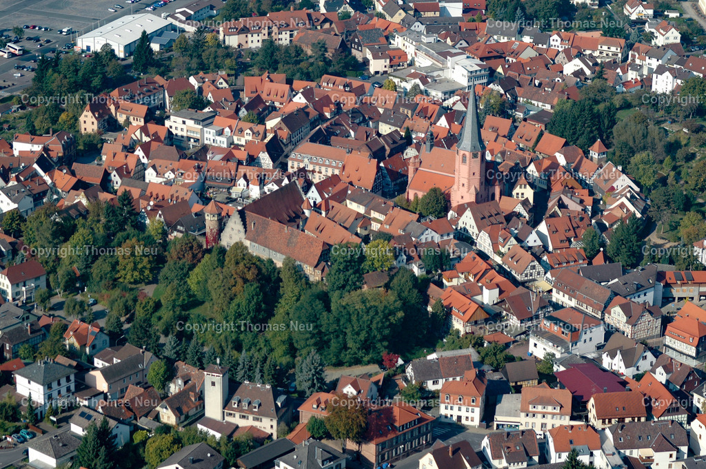 Luftbild-Michelstadt-Altstadt-historisches-Rathaus-Odenwald_Fotografie-Thomas-Neu-7 | Michelstadt, Luftbild, Michelstadt Altstadt LuftbildMichelstadt Marktplatz Luftaufnahmehistorisches Rathaus Michelstadt LuftbildFachwerkstadt Michelstadt von obenOdenwald Stadt Luftbild,, Bild: Thomas Neu