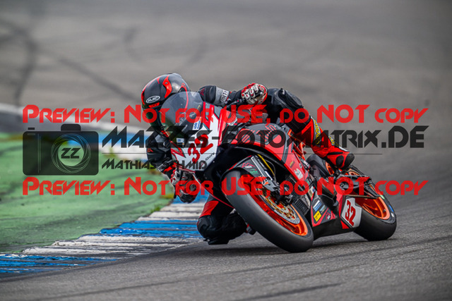 MaZZes_FotoMatrix_220924_8559 | IDM300