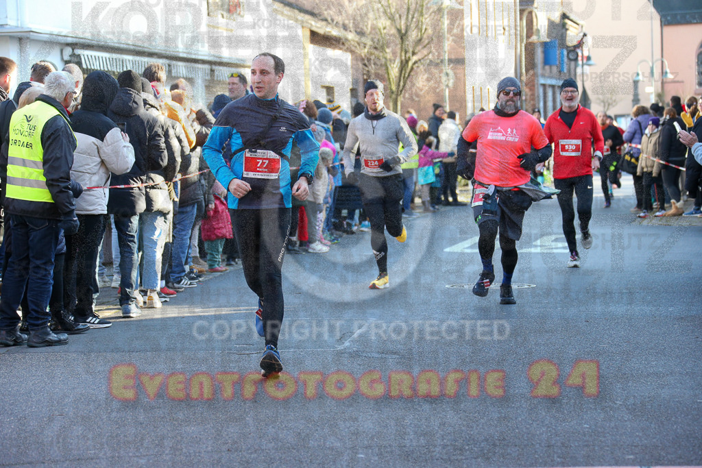 241201_1231_EX1_2521 | Sportfotografie im Rhein-Sieg Kreis, Köln, Bonn, NRW, Rheinland Pfalz, Hessen, etc. Unser Tätigkeitsfeld umfasst den Laufsport vom Volkslauf über den Marathon, Duathlon, Triathon bis zum Ultralauf wie Kölnpfad Ultra oder Schindertrail.