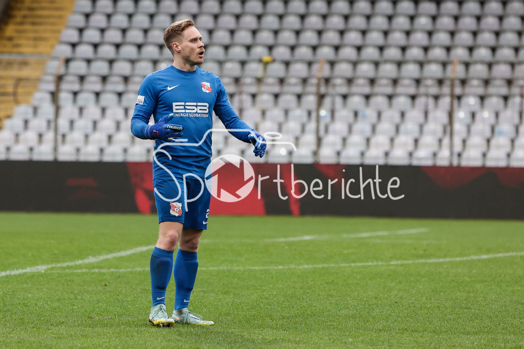 FC Bayern Amateure - SpVgg Hankofen-Hailing | Sebastian Maier (HANK #21) in Aktion / Freisteller / EInzelfoto