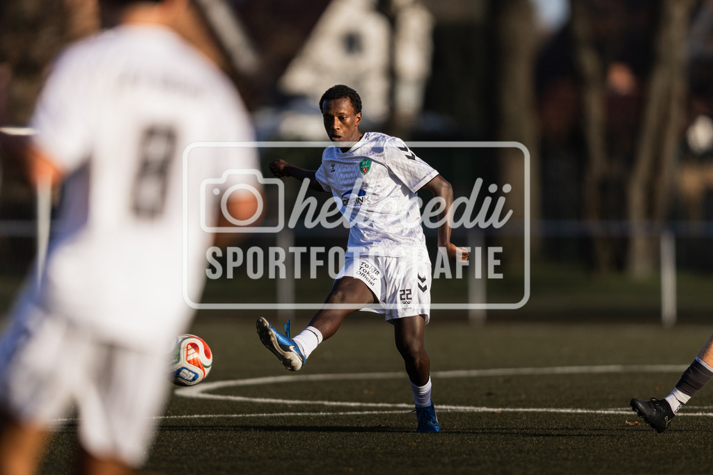 Fußball I Herren I Saison 2025-2026 I Freundschaftsspiel I VFL Osnabrück A-Junioren - JFV Bremen-061 | Henry Reinecke (22, JFV Bremen) - Realisiert mit Pictrs.com
