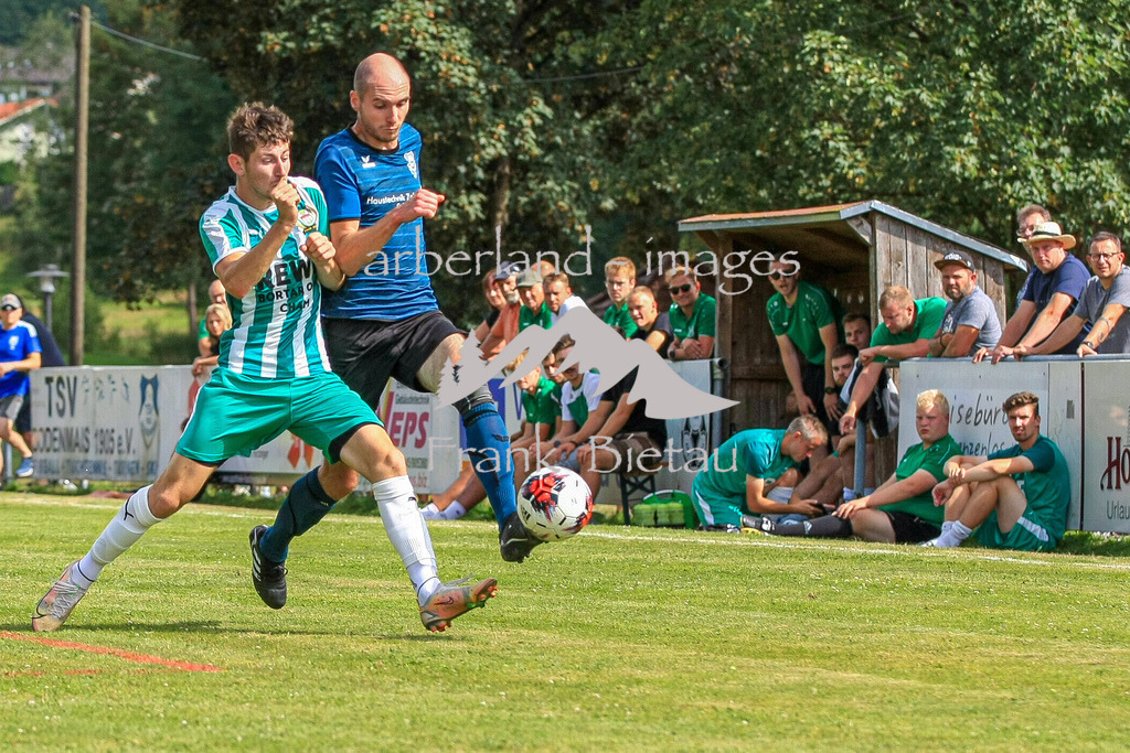 993T3486 | re. Tobias Wolf