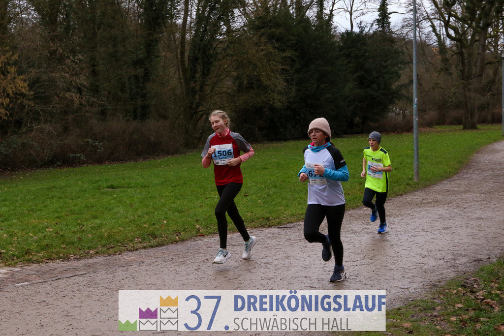 Stadtwerke Jugendlauf 1700m | 3 Koenigslauf 2023 - Realisiert mit Pictrs.com