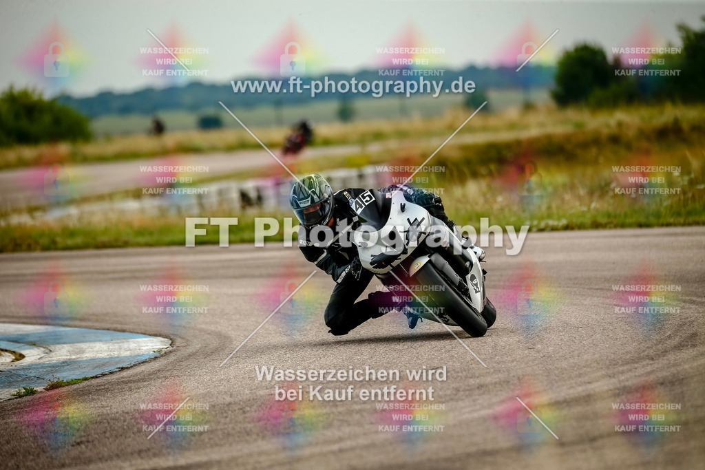 Chambley Juli-2179 | Hier findet Ihr Bilder von Touristenfahrten auf der Nürburgring Nordschleife oder von anderen Veranstaltungen die ich besucht habe. Viel Spass beim Durch Schauen 