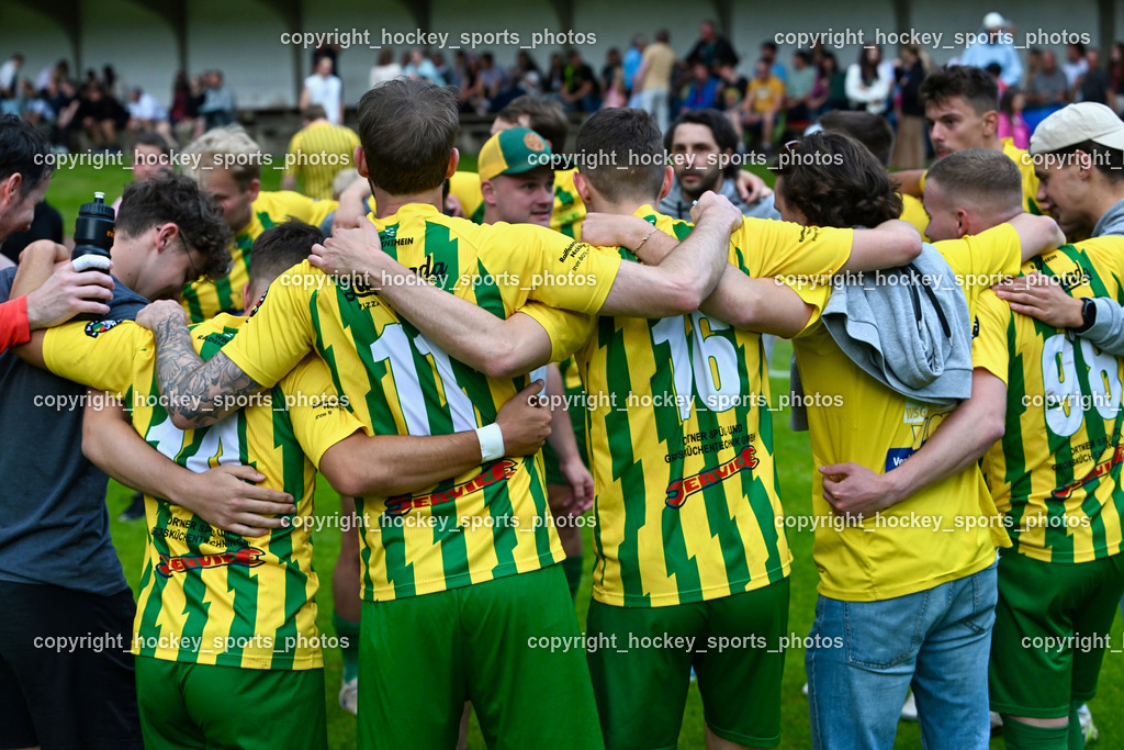 WSG Radenthein vs. St. Michael ob Bleiburg | Jubel WSG Radenthein, Relegations Feier, WSG Radenthein vs. St. Michael ob Bleiburg, WSG Radenthein vs. St. Michael ob Bleiburg  am 15.06.2024 in Radenthein (Sportplatz Radenthein), Austria, (Photo by Bernd Stefan)