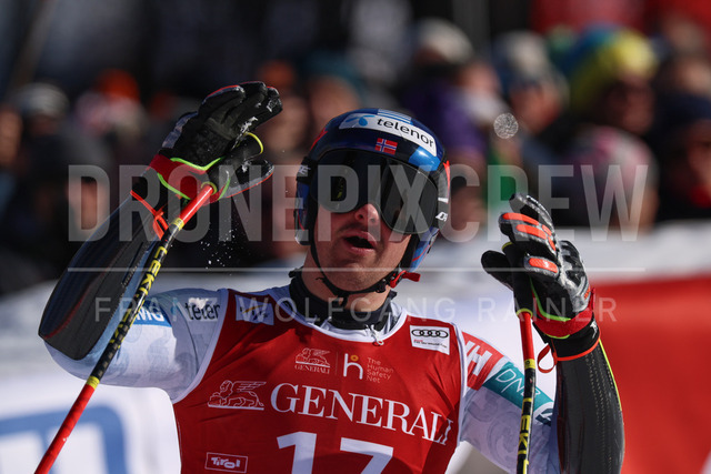 Audi FIS Ski World Cup: Men’s Slalom – Hahnenkamm Race, Kitzbuehel | Kitzbuehel, Austria, 25.Jan.26 - Alpine Skiing - FIS World Cup, Hahnenkamm Race, Slalom, men. The image shows SEJERSTED Adrian Smiseth (NOR, Atomic).