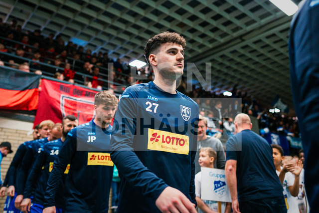 @leon.tonhaeuser-03-01-26-29 | Leon Tonhäuser - Sportfotografie - Realisiert mit Pictrs.com