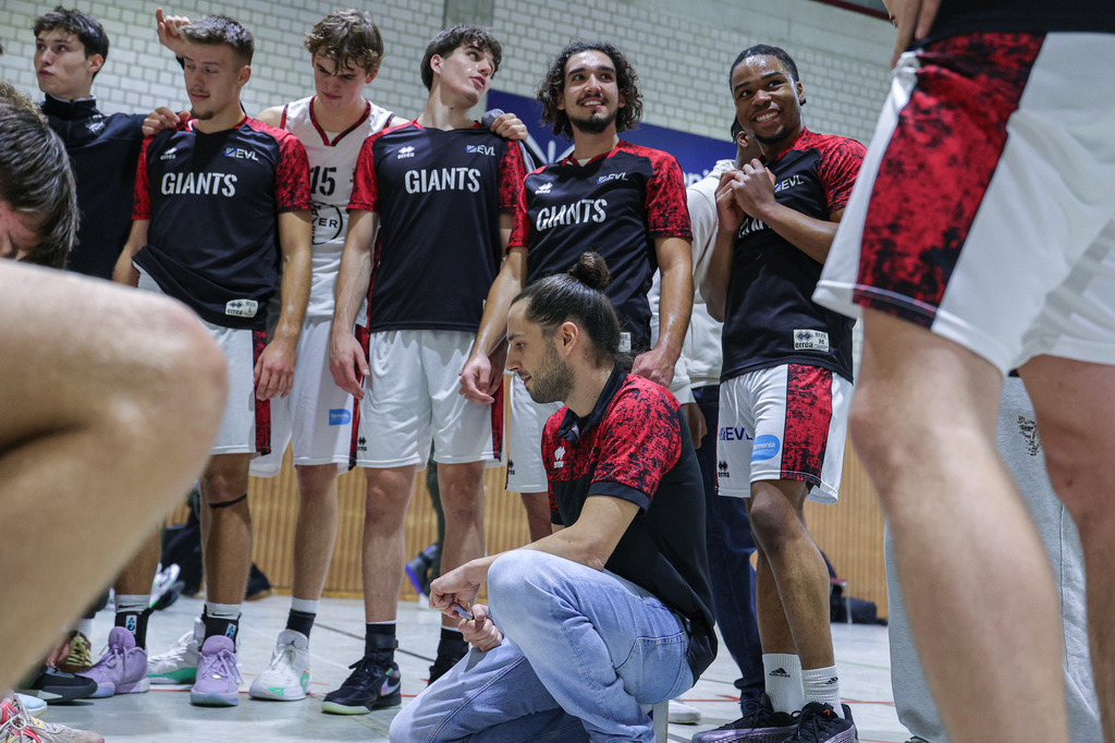 1.Regio BAYER GIANTS vs LippeBaskets Werne-13 | Fotos von Basketballspielen aus dem Raum NRW fotografiert von Gero Mueller-Laschet und Daniel Schaefer - Realisiert mit Pictrs.com